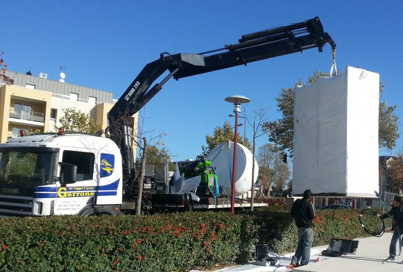 Service de transport sécurisé pour œuvres d'art de grande taille avec emballage sur mesure